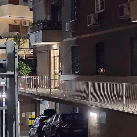 Aquarihome 6 Apartment Rome